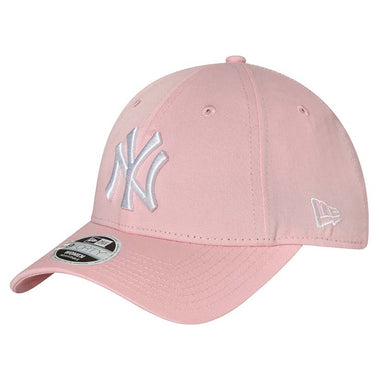 MLB New York Yankees Essentials Cloth Strap 9FORTY Cap
