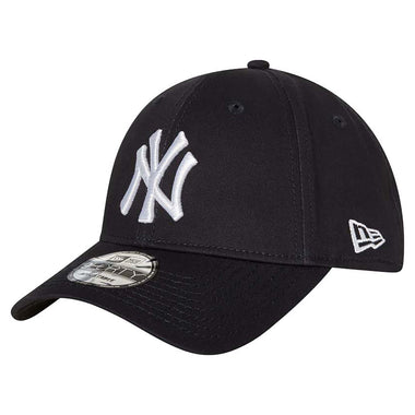 MLB New York Yankees Essentials Cloth Strap 9FORTY Cap
