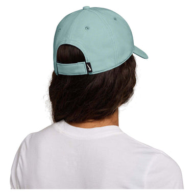 Club Structured Swoosh Cap