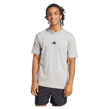 Men's Essentials Small Logo Single Jersey Tee