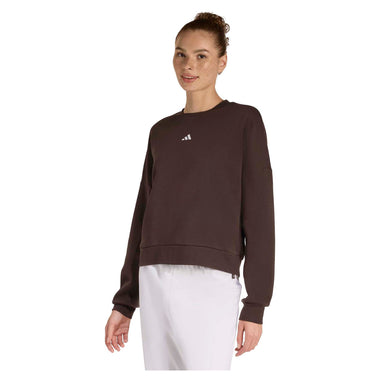 Women's Essentials Small Logo Feel Cozy Sweatshirt